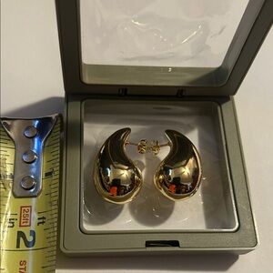 Gold Plated Tear Drop Earrings 1 1/2 Inch New